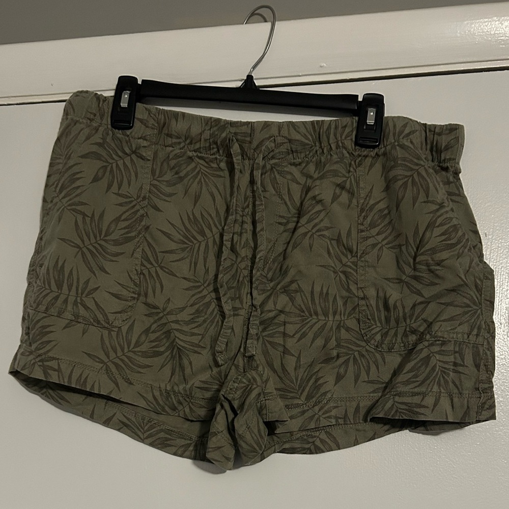 GAP Palm Printed Shorts